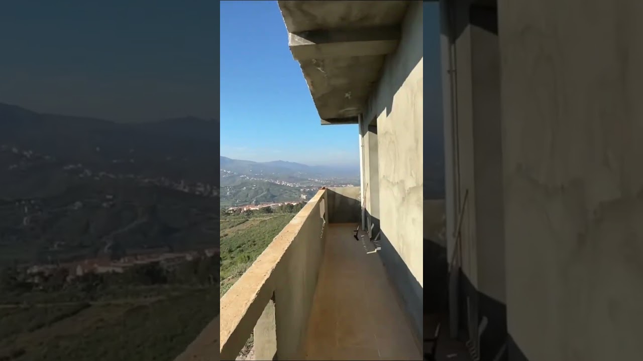 فيلا انيقة في منطقة تقدر تعيش فيها 
