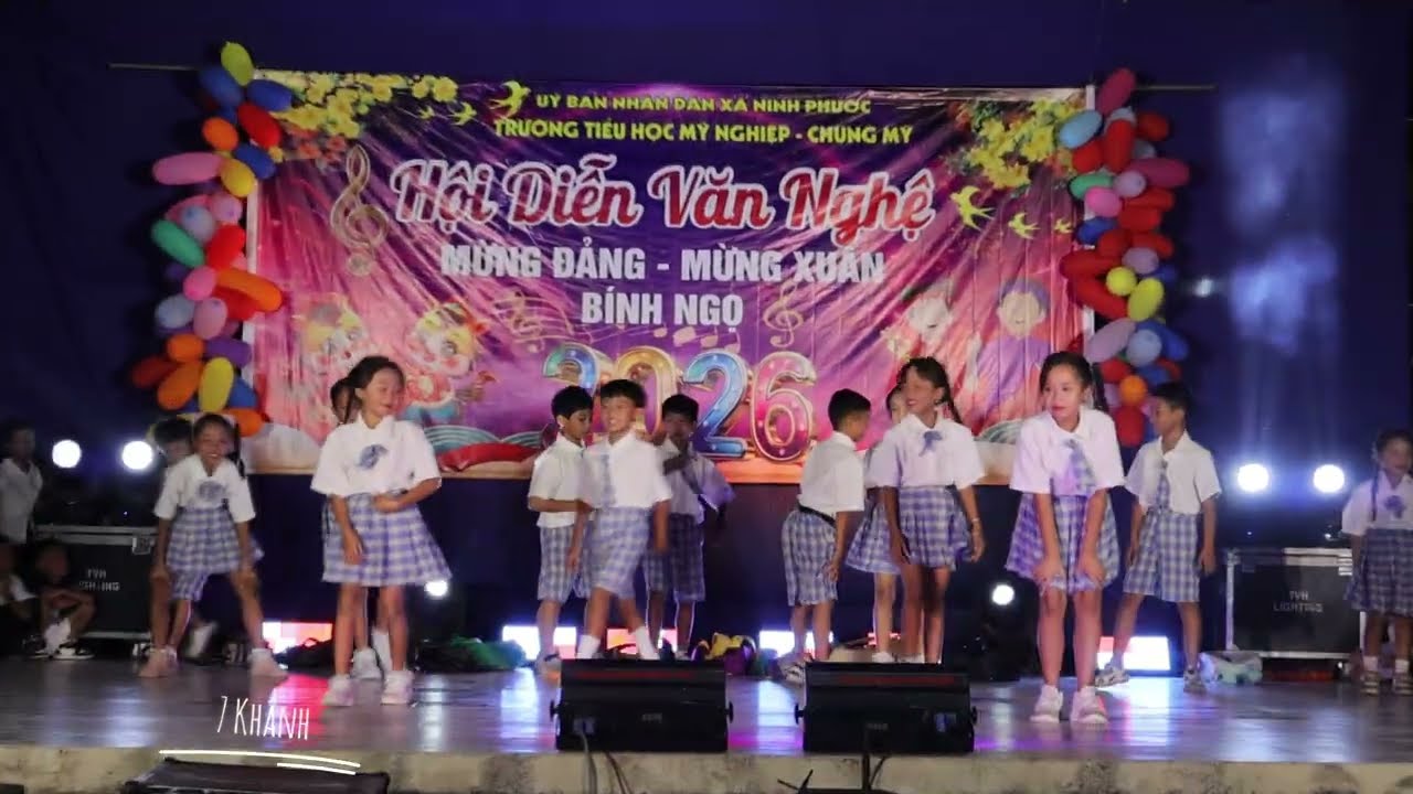 Hội Diễn Văn Nghệ🏢 Trường Tiểu Học Mỹ Nghiệp Chung Mỹ😊 Đi Học 