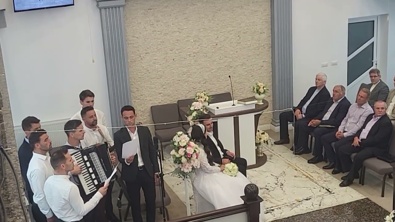 Grup Vicovu de jos - O zi frumoasă și fericită pentru voi Domnul a pregătit ( nuntă Cajvana)