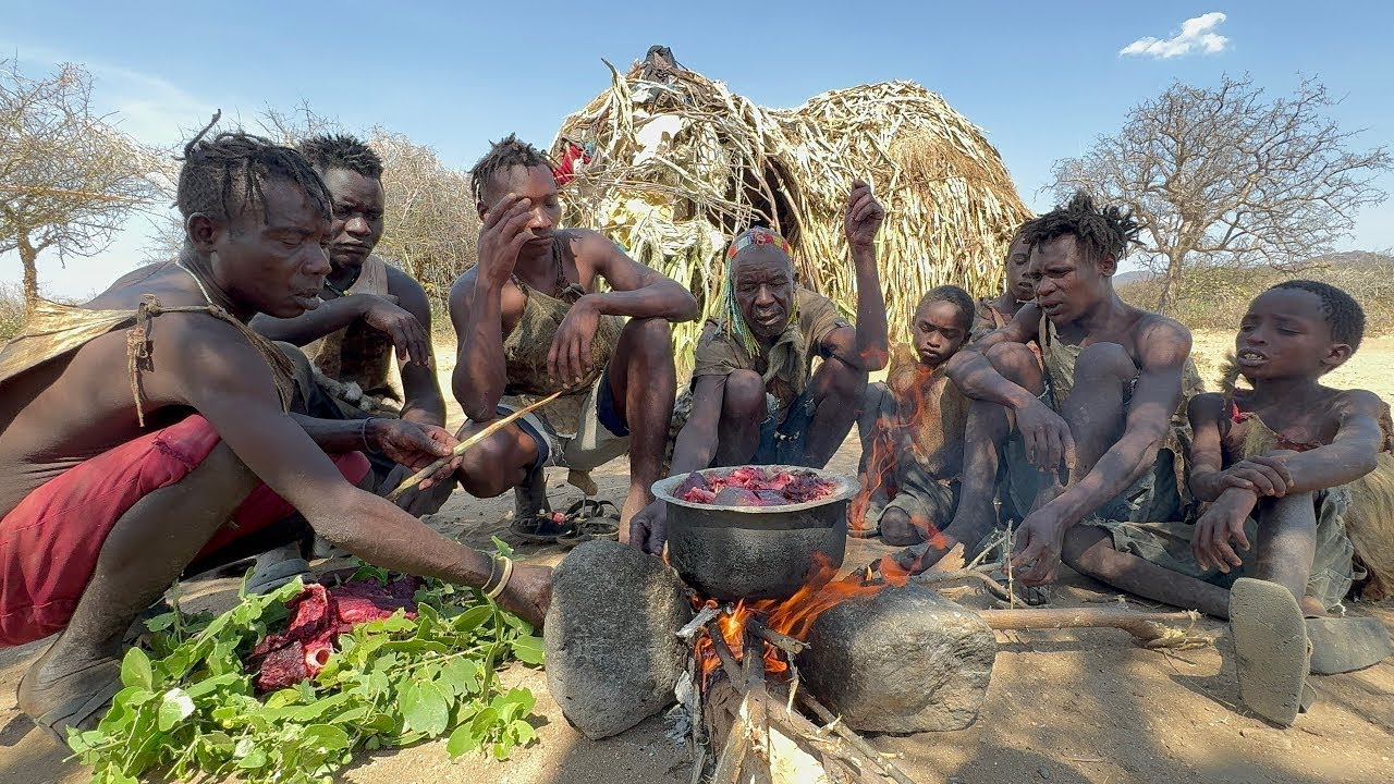 Discover HadzabeTribe Hunting , Prepare Cooking, Hunting and Eating In THE Wilderness