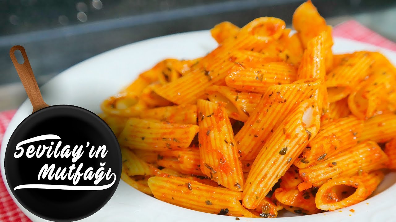 Domates Soslu Fesleğenli Makarna Nasıl Yapılır? | Domates Soslu Makarna Tarifi