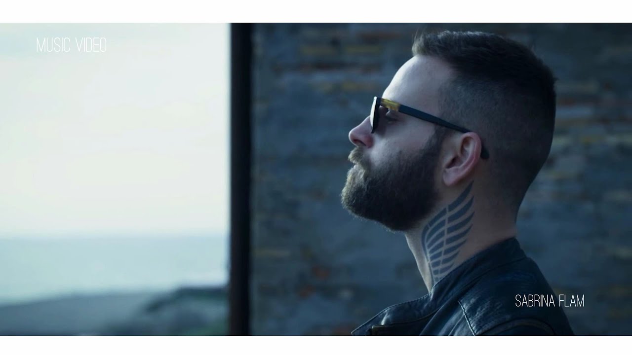 Piotta - (Feat -muro del canto)-Roma cruda