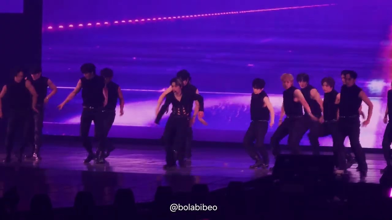 240825 STRAYKIDS WORLD TOUR dominATE SEOUL- Hallucination (I.N solo)