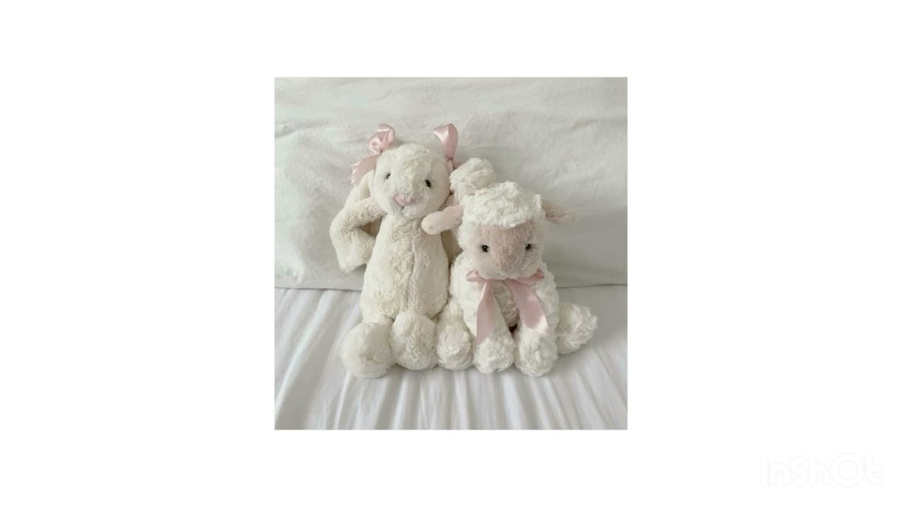 A playlist to scroll on Pinterest to ―୨୧⋆ ˚  (Laufey&w2e)