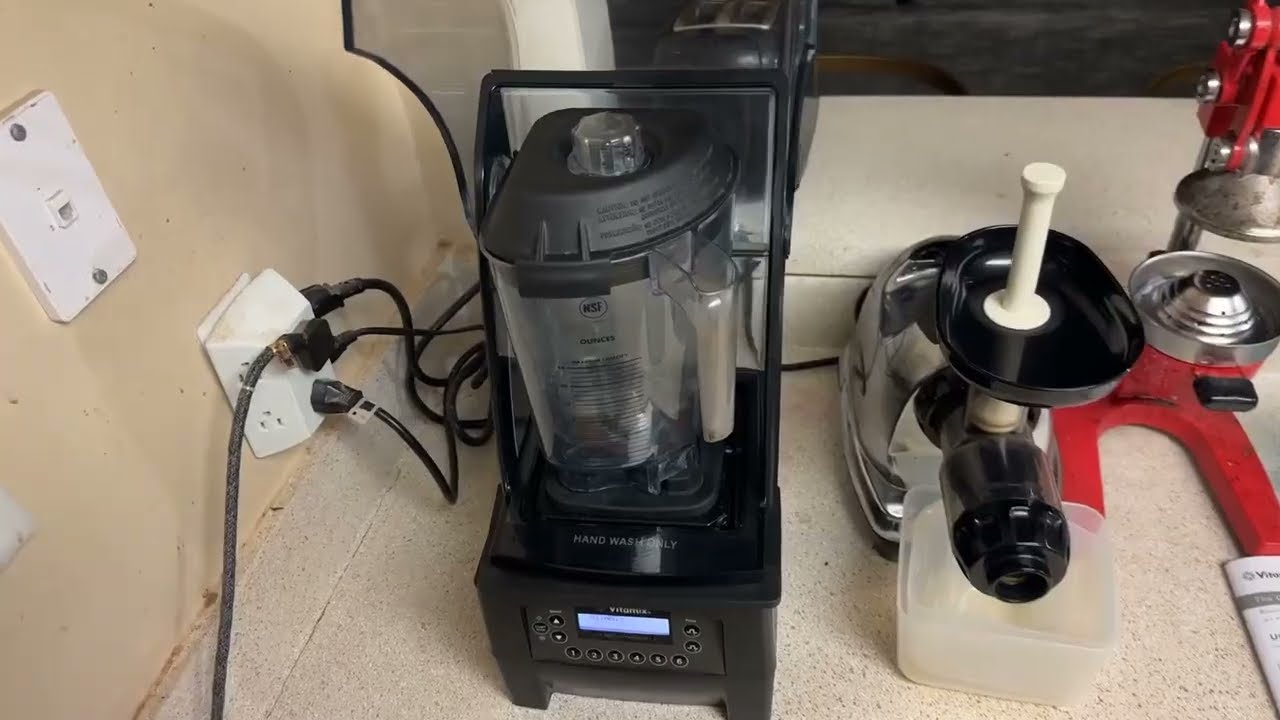 Обзор блендера Vitamix 36019 36019 1 Vita Mix Quiet One. Смешивайте тихо, улыбайтесь громко.