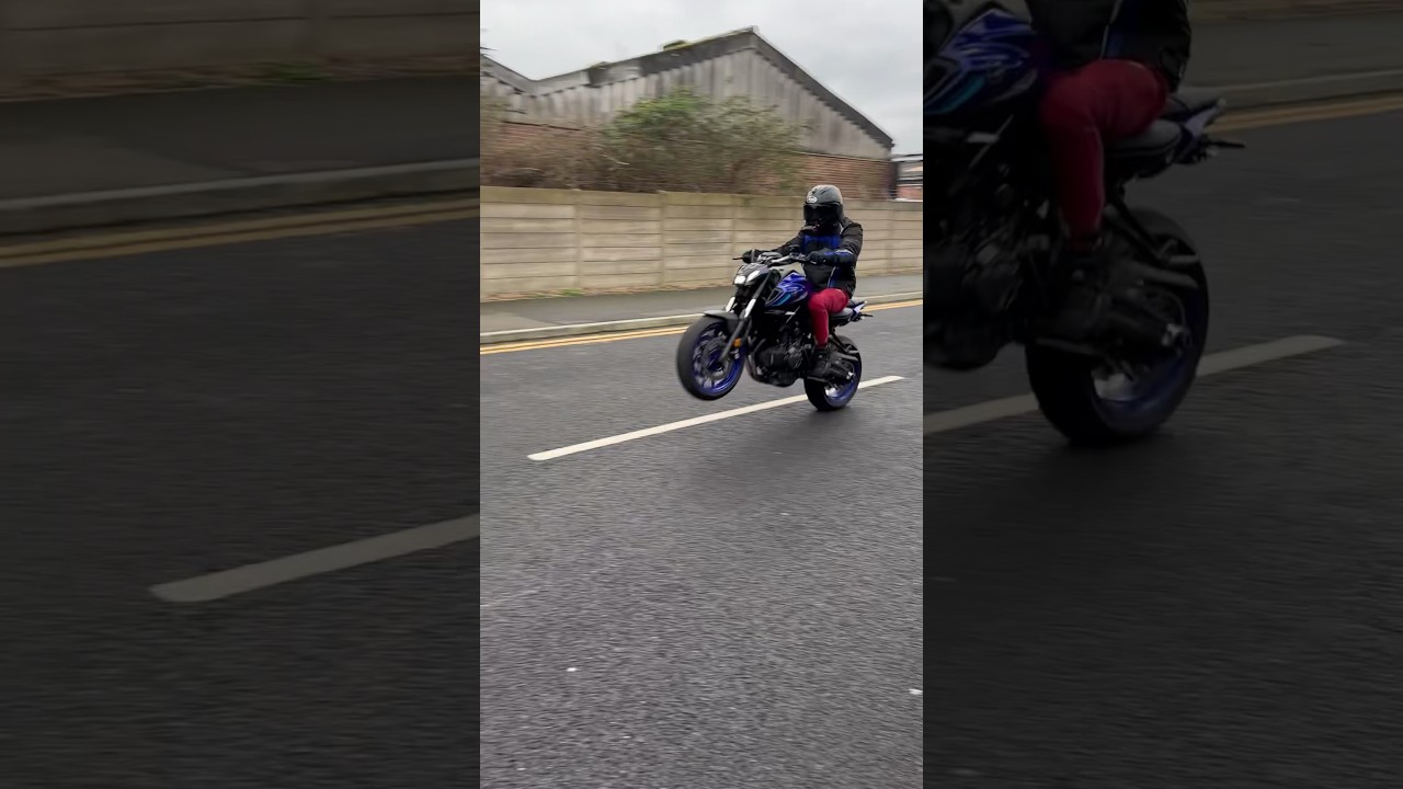 Yamaha MT-07 Sound Aggressive Black Widow Bad Torque 💥💨 #mt07 #yamaha #motorcycle #shorts