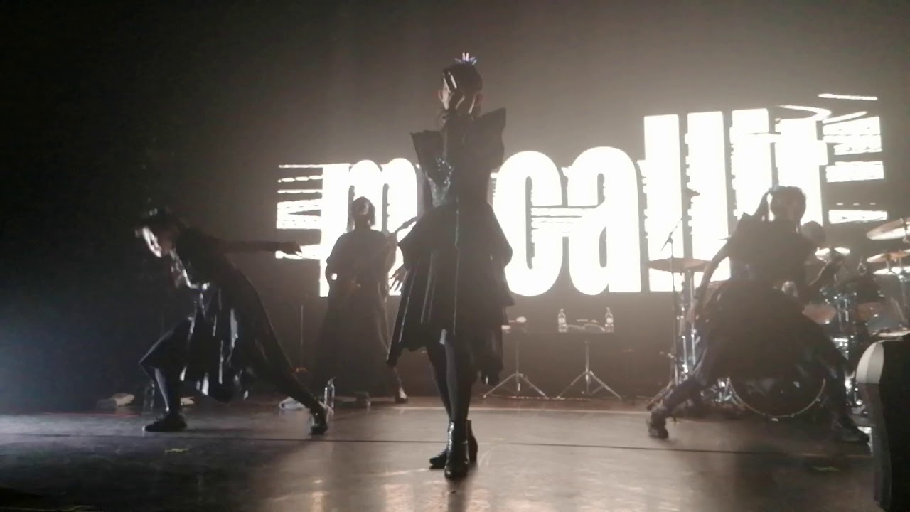 BABYMETAL - ELYSEE MONTMARTRE PARIS - BxMxC - 1080P 60FPS