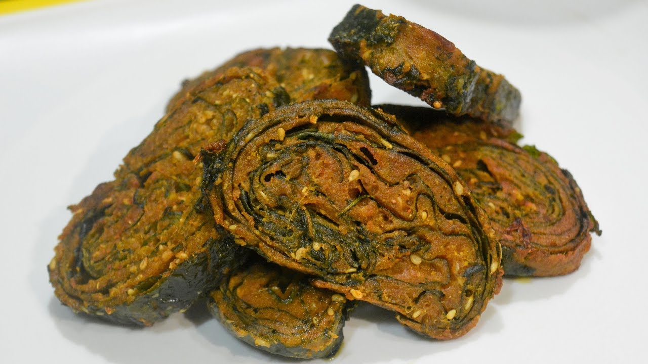 अळू वडी | Alu Vadi Recipe In Marathi | Alu Chi Vadi | Maharashtrian Recipes