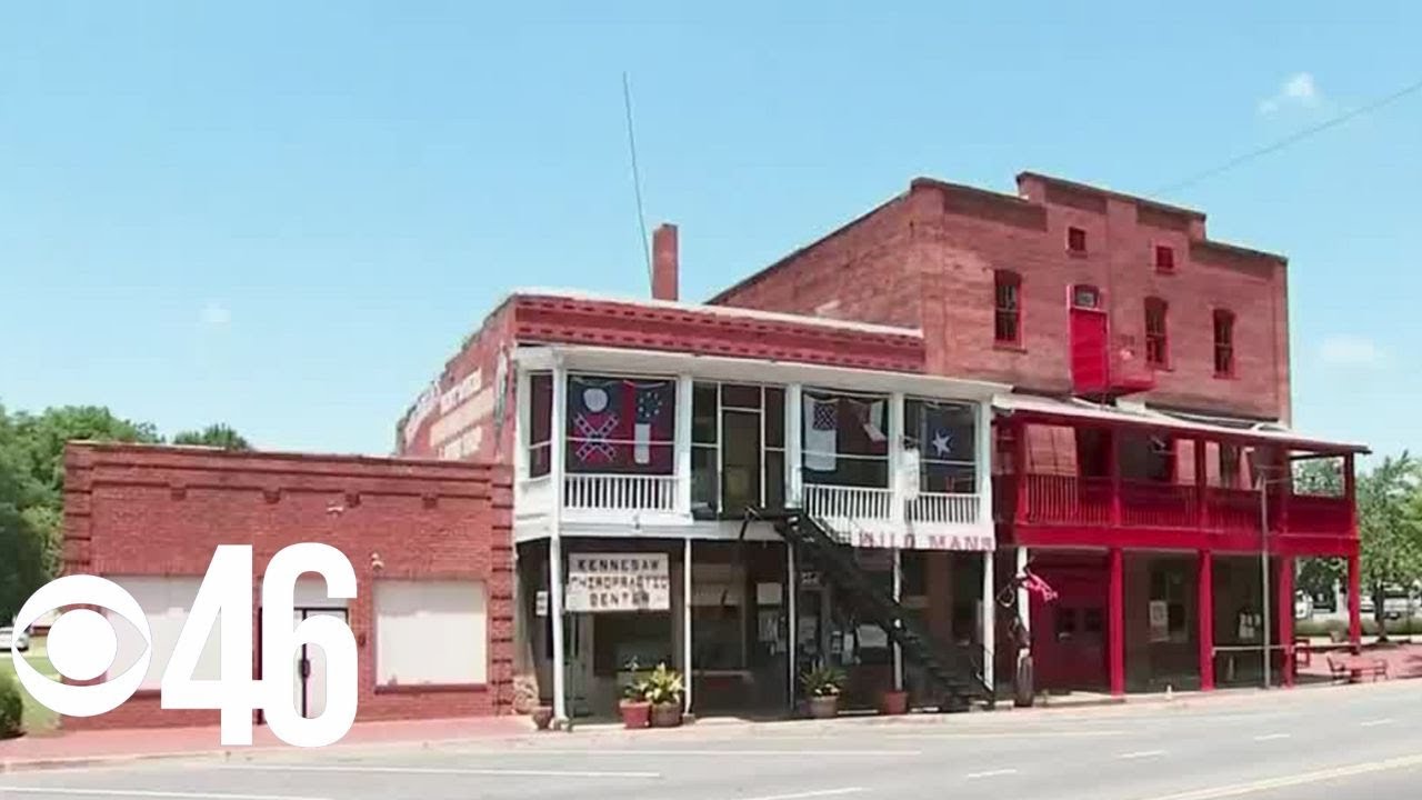 Controversial Civil War store reopens in Kennesaw, councilman resigns in protest