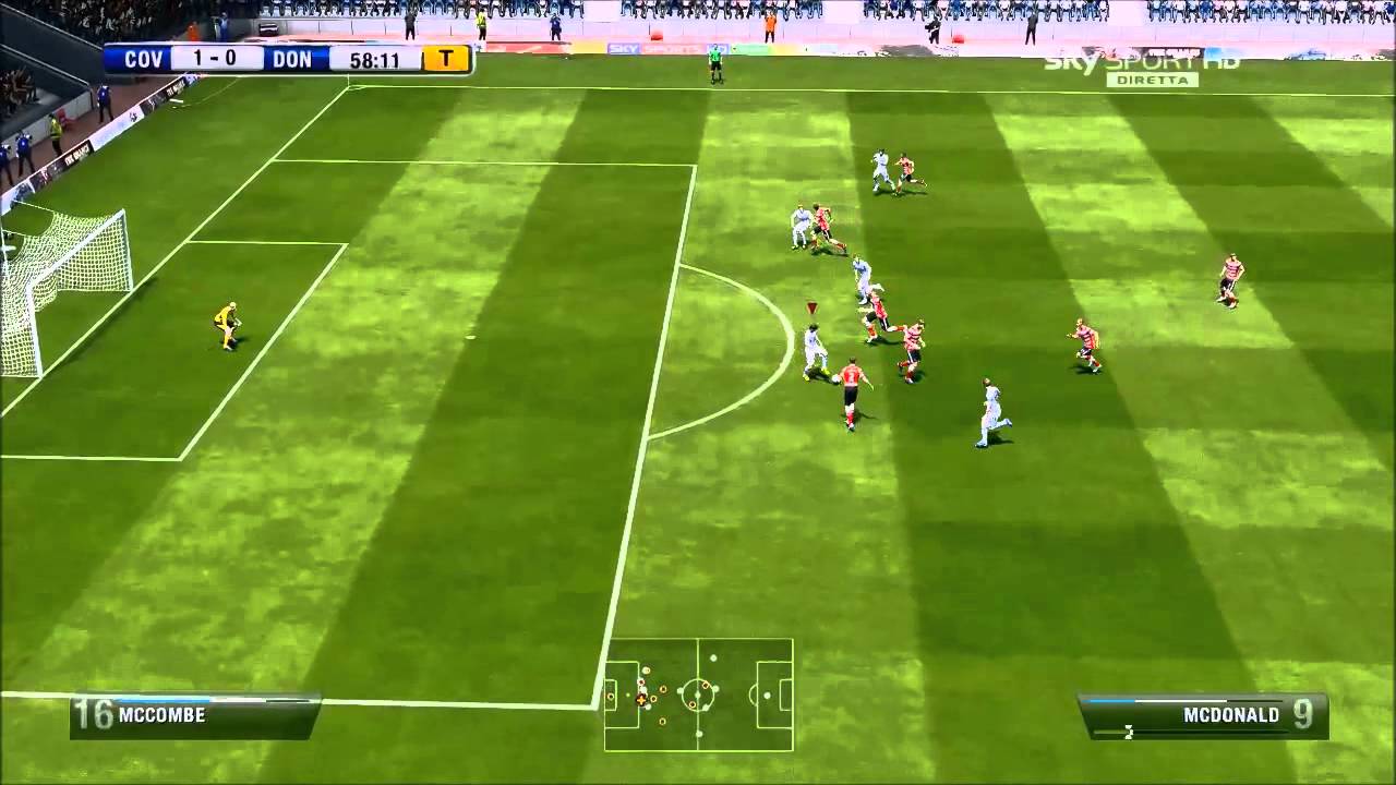 [ASMR] - Playing FIFA 13 and chewing gum, whispering