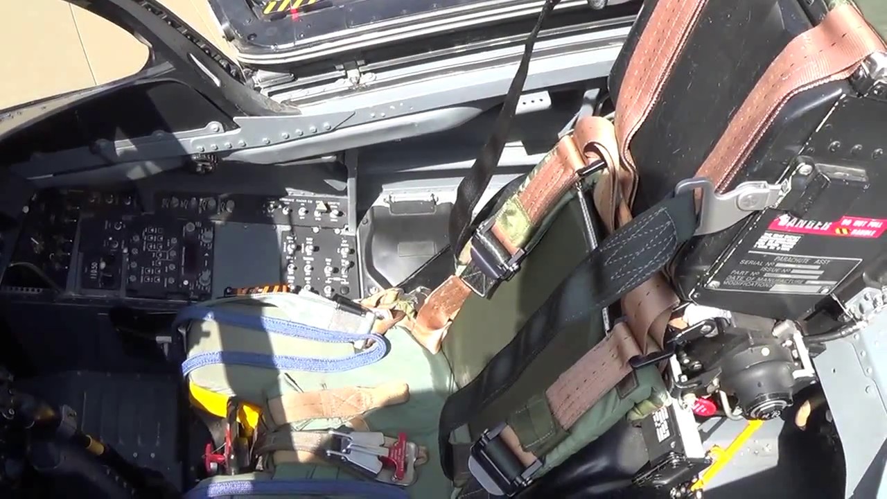 Avalon Airshow 2017 The RAAF Bae 127 Hawk Lead-In Fighter Trainer (LIFT)
