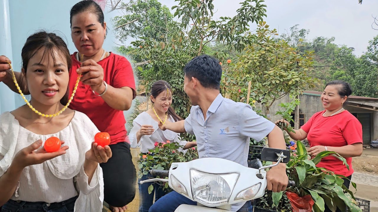 My lover's mother gave me a gold bracelet lý thị hương