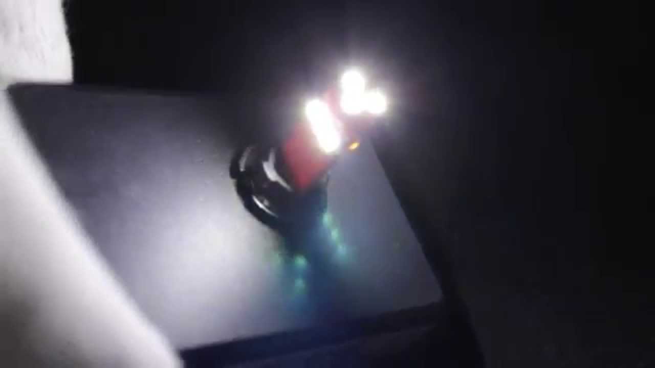 Exclusive&reg; T10 9 LED