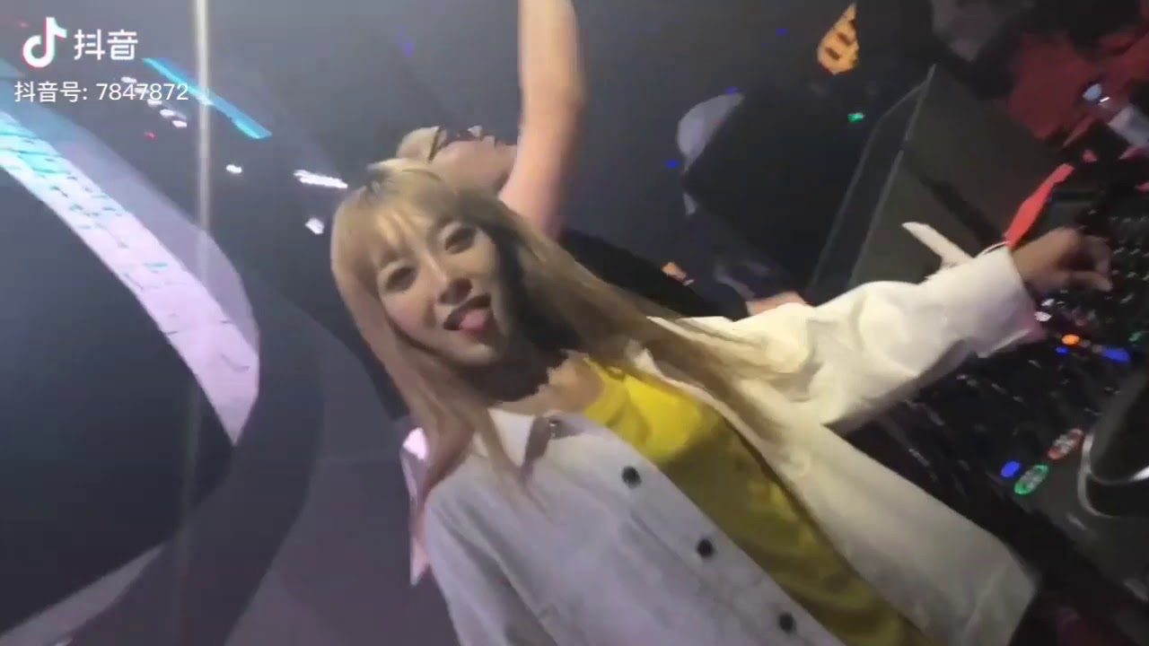 DJ Umi - DJ Emi - DJ Tracy - DJ Yoyo. 4 cô nàng DJ xinh đẹp nhiều fan nhất Trung Quốc