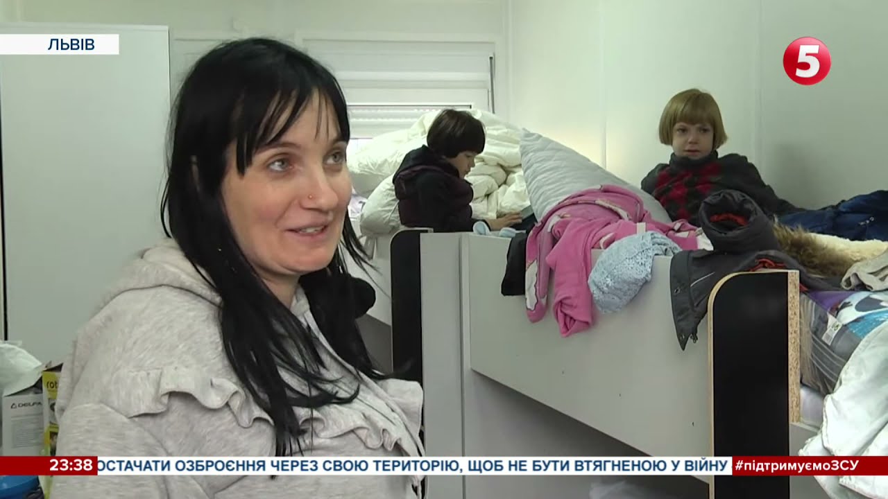 Подарували поляки: у Львові відкрили перше модульне містечко для переселенців