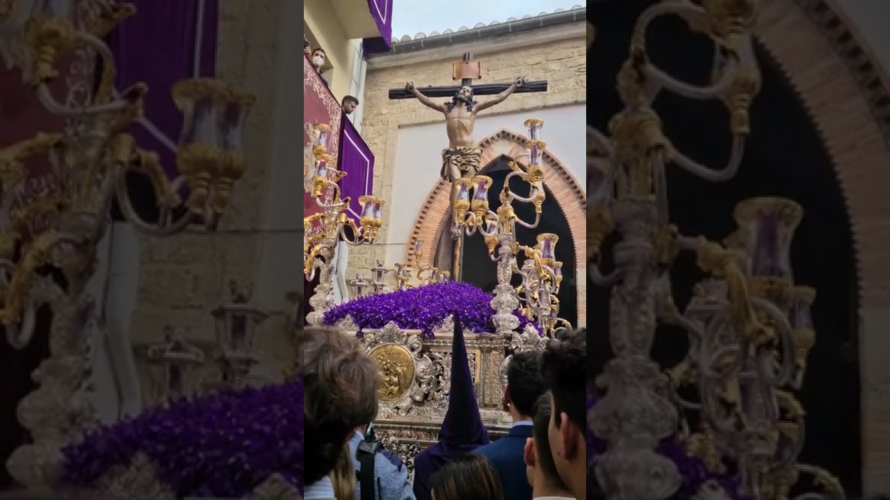 Salida del Cristo de la Expiración. Jaén (2022). Jueves Santo