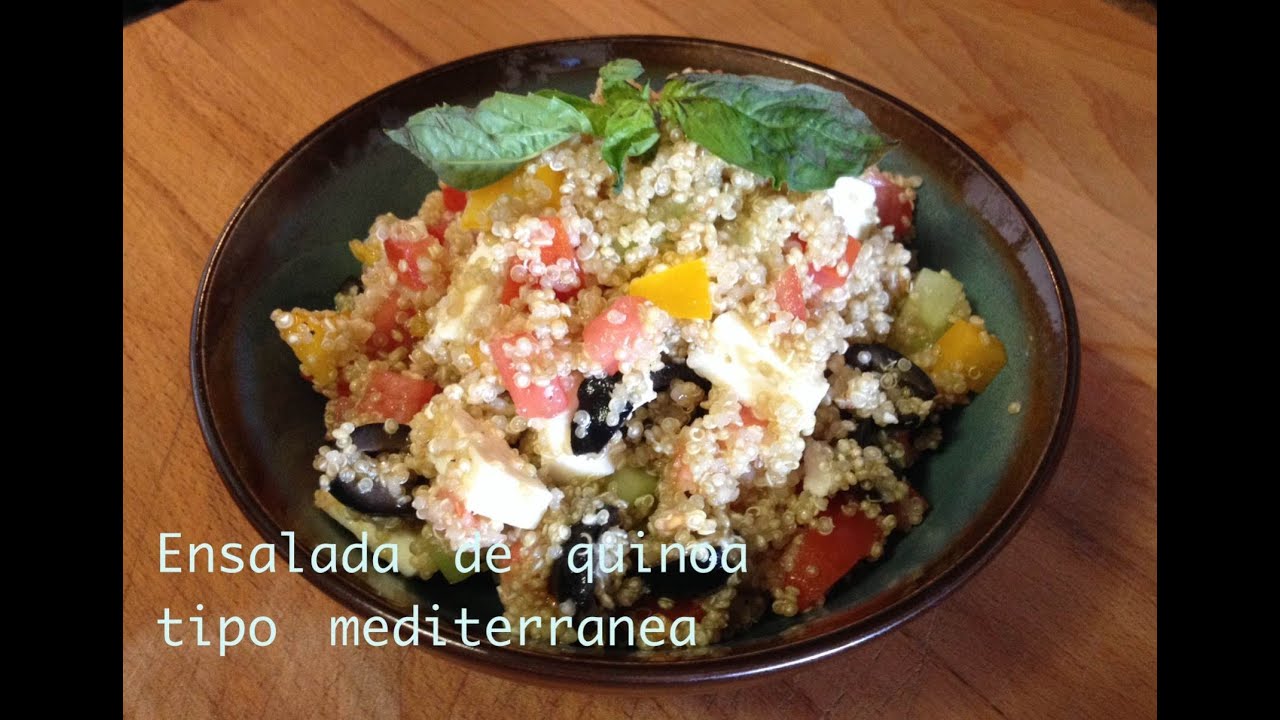 Ensalada de quinoa tipo mediterránea - receta light