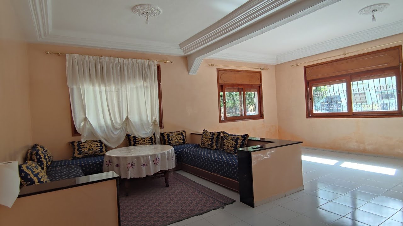 شقة ممتازة للبيع بواجهتين بفاس حي النرجس بنعلي بمدخل خاص وغرفة بالسطح APPARTEMENT À VENDRE À FÉS