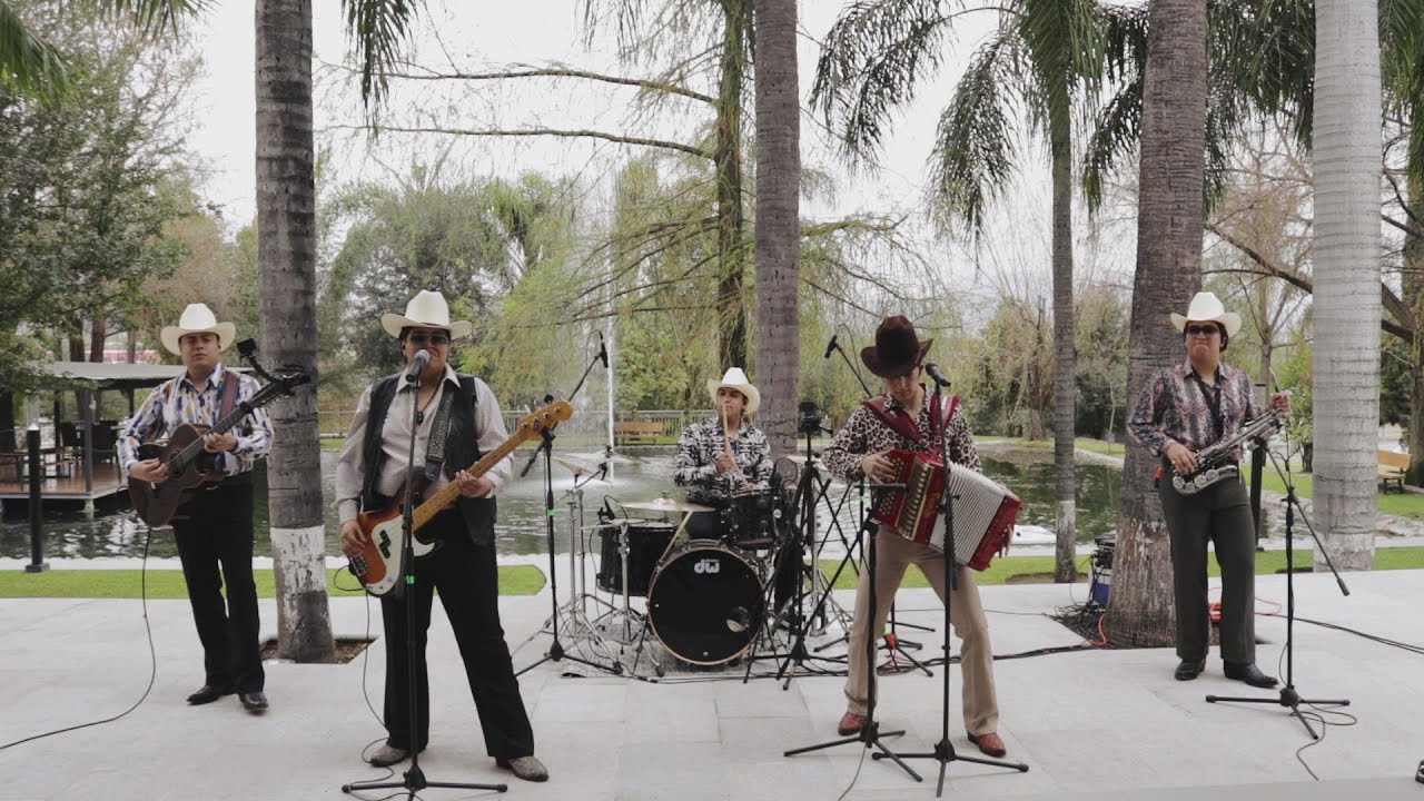 Los Ramones De Nuevo Leon - Cada Día Más