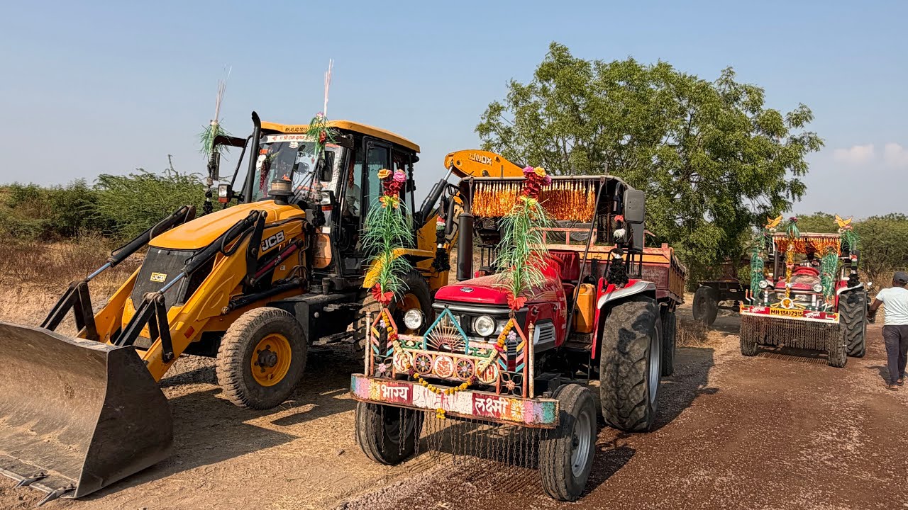 Jcb Backhoe Going To Mud Loading In Trolley Swaraj 744 &Mahindra Arjun Tractors 