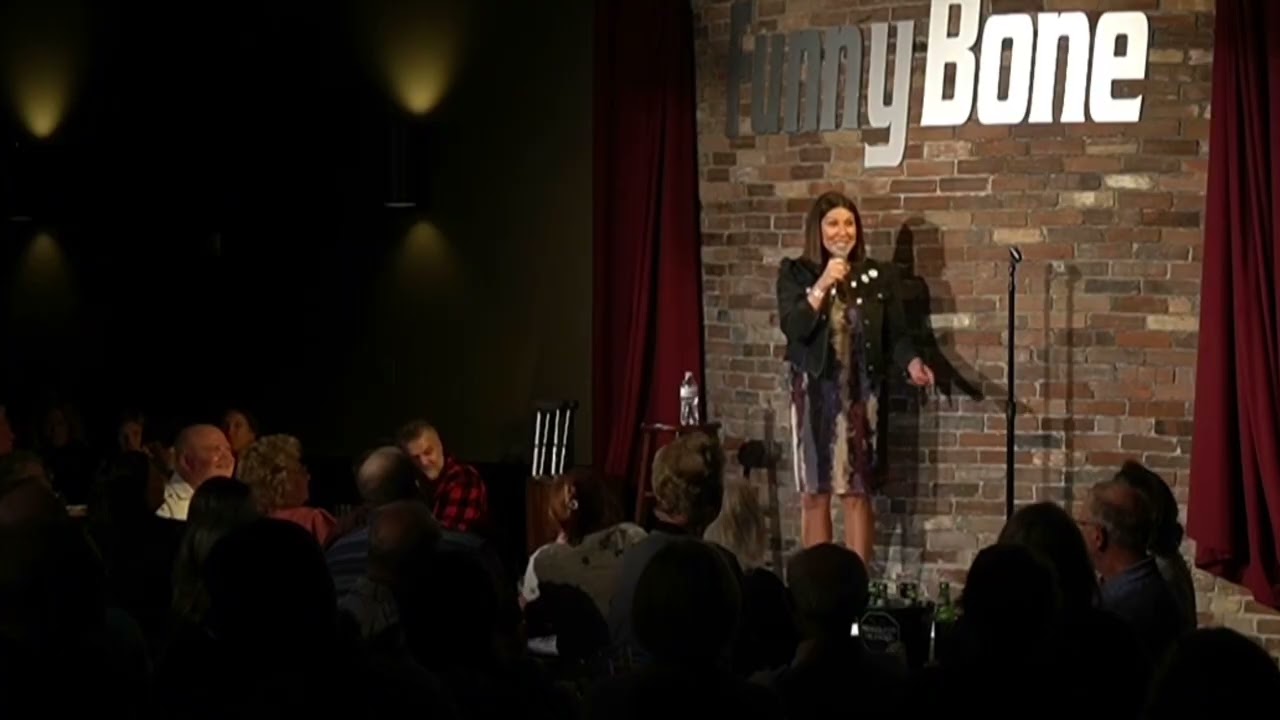 Robyn Gilleran at the Funnybone 5