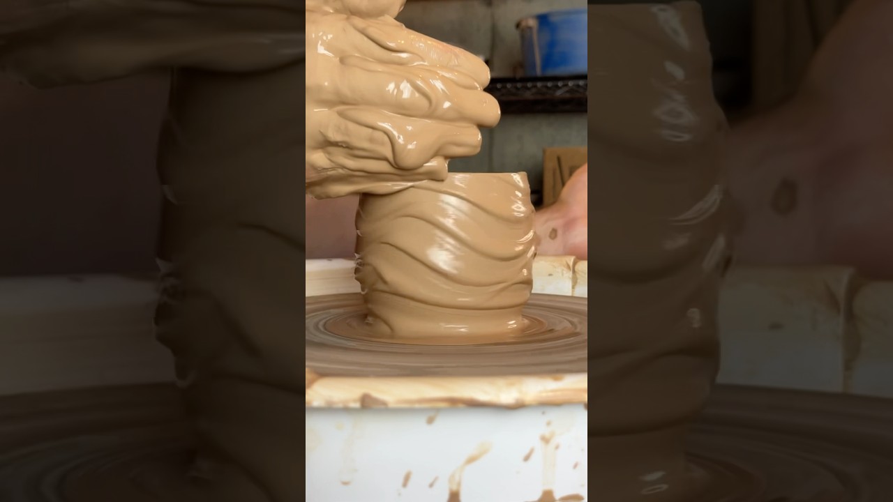 How to trim slip textured pottery #clay  #ceramic #handmade #artist #pottery #potterywheel