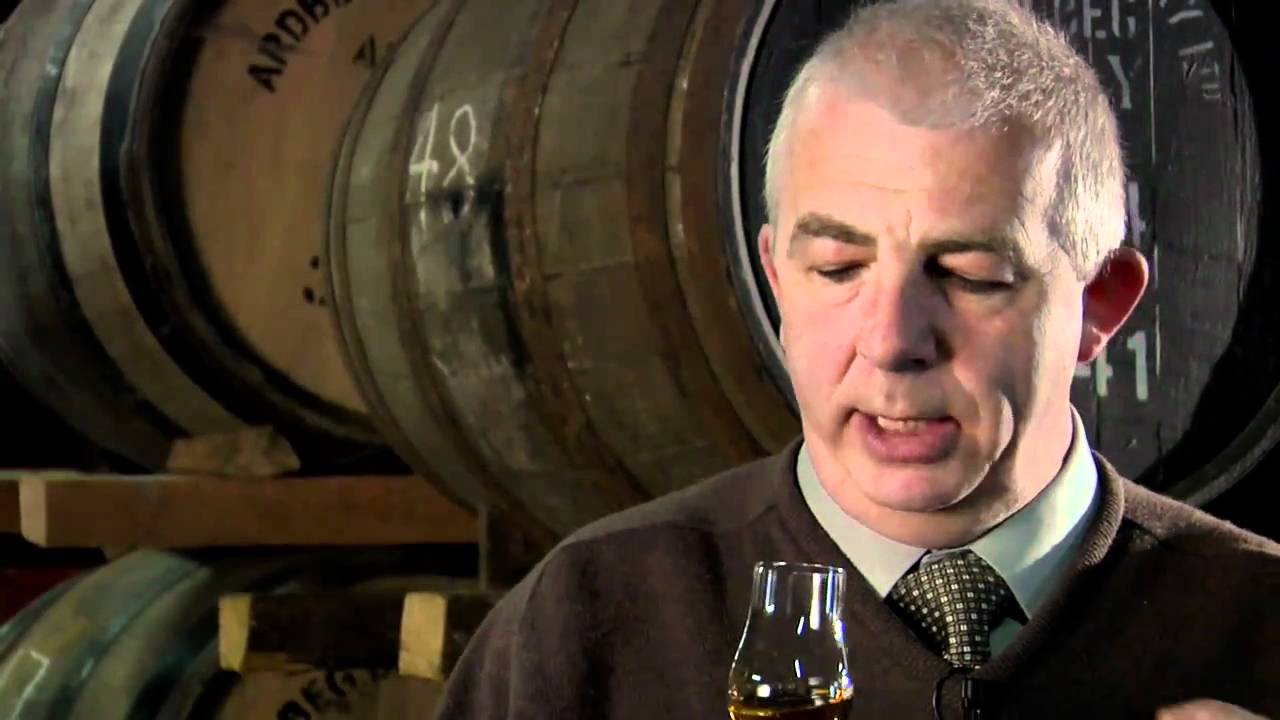 Ardbeg - Uigeadail with Mickey Heads