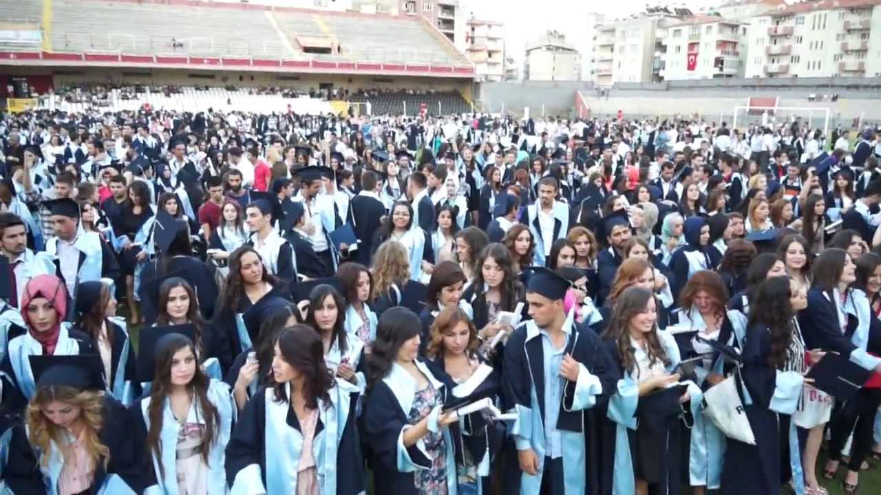 ADÜ 2013 Mezuniyet Töreni Filmini Beğenilerinize Sunuyoruz