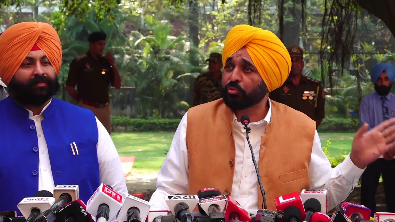 30 ਅਧਿਆਪਕਾਂ ਦਾ ਬੈਚ ਸਿੰਗਾਪੁਰ ਰਵਾਨਾ ਕਰਨ ਮਗਰੋਂ ਪ੍ਰੈੱਸ ਕਾਨਫਰੰਸ, Live