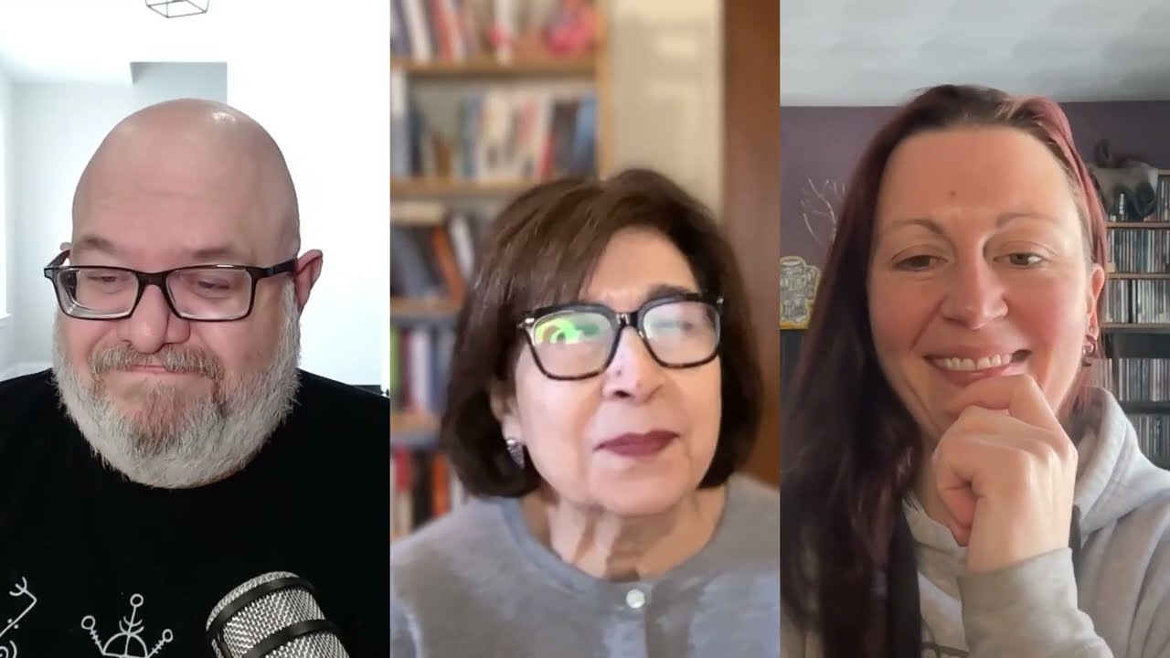 Field Note #15 with Sandra Martinez - No Gurus, No Stage Theories, No Problem