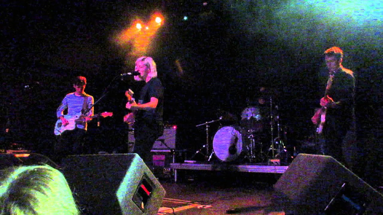 Alvvays...He's On The Beach live @ Rescue Rooms,Nottingham.03/09/15.