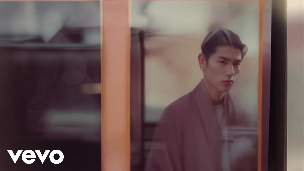 Endless light (无尽的光芒) (Official Music Video) (Lyric Video)