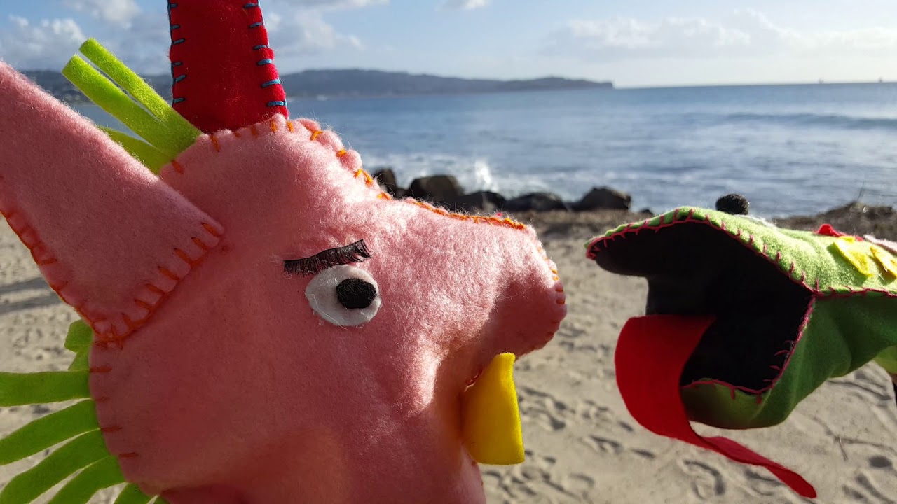 Learn French in Saint Lucia.  Puppet show.