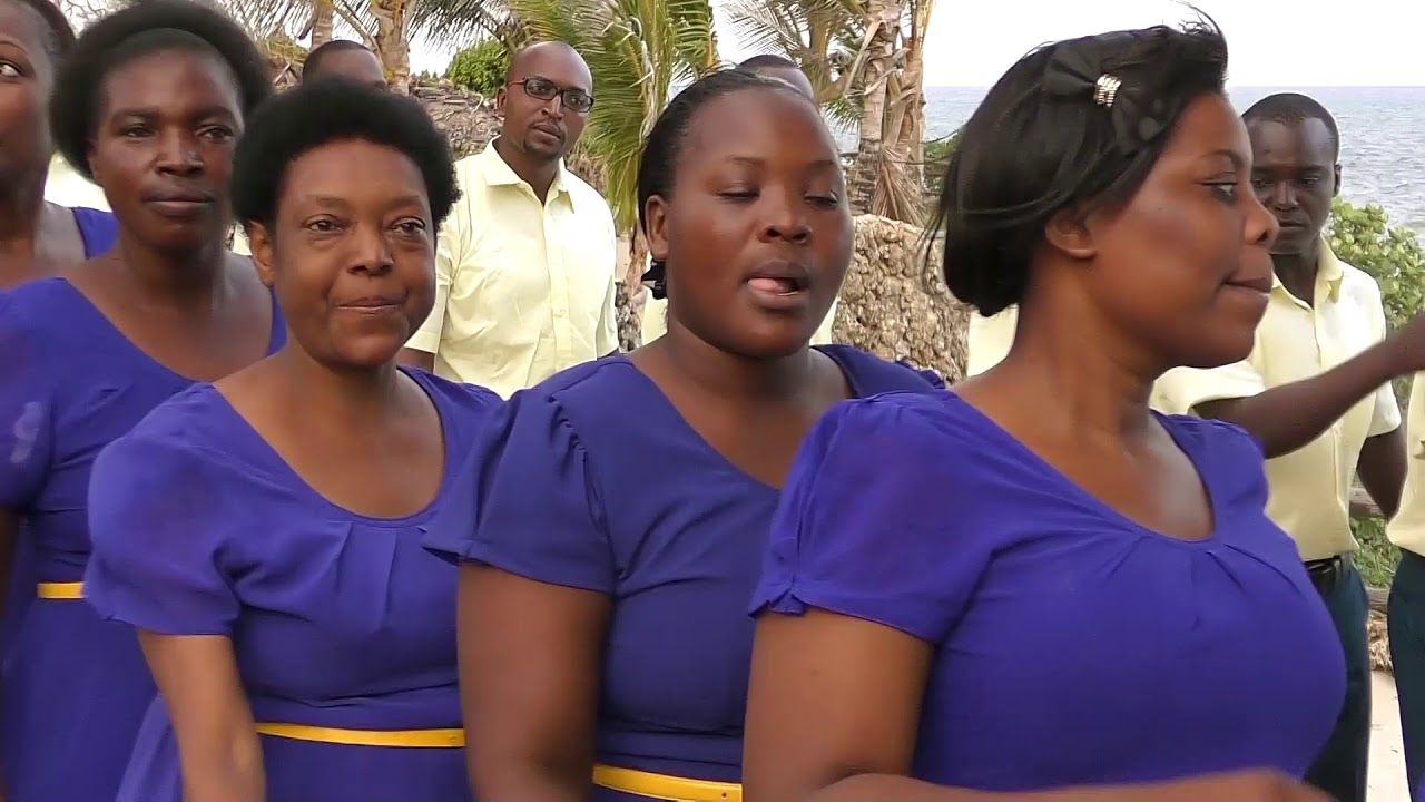 Kizingo SDA Choir -  Naenda Juu