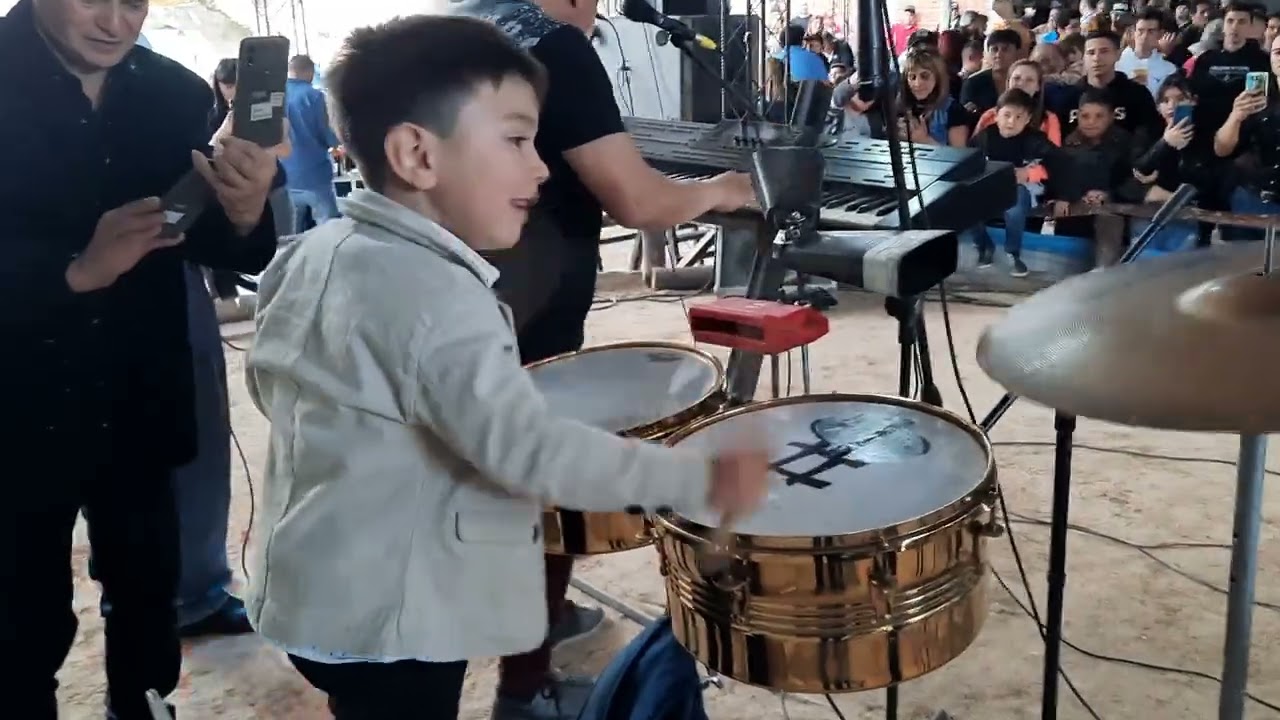 Dany Gerez y Su Banda con Valu el Pequeño Gigante del Timbal En el Circulo Santiagueño Berazategui