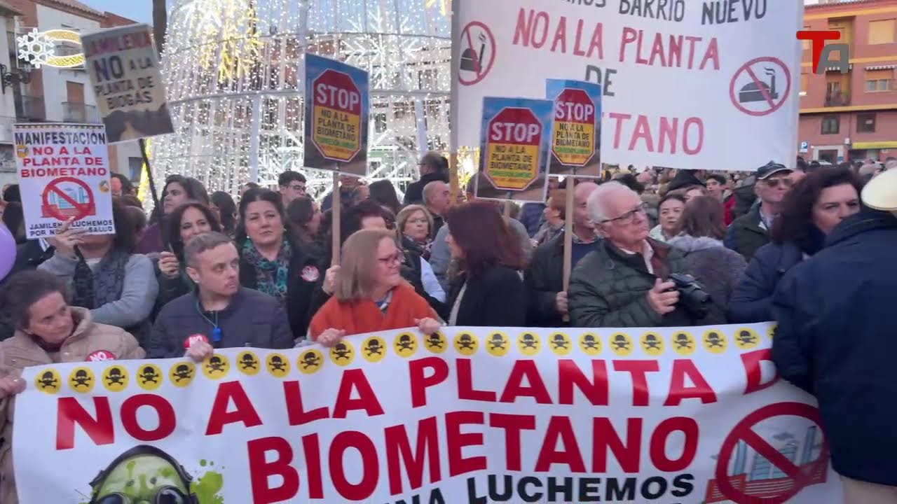 Concentración en Torredonjimeno contra la Planta de Biogás