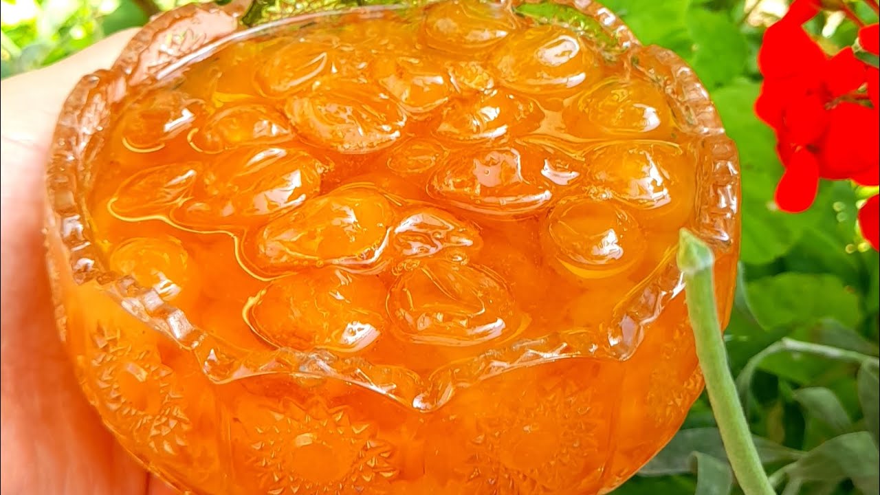 AĞ GİLAS MÜRƏBBƏSİ.ƏN YAXŞI AĞ GİLAS MÜRƏBBƏSİ QARALMADAN NECƏ BİŞİRİLİR.