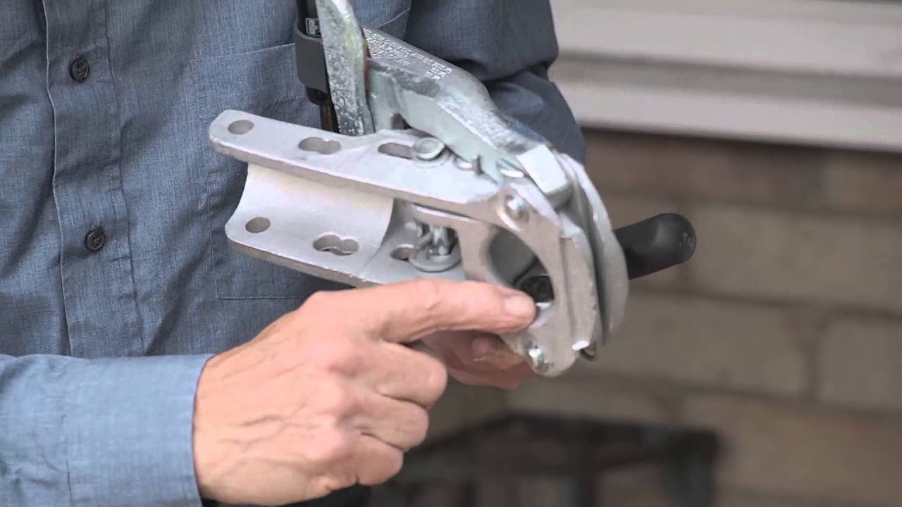 Practical Caravan on stabilisers