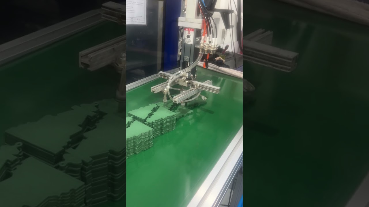 Organized sorting of plastic waste enables efficient production. 