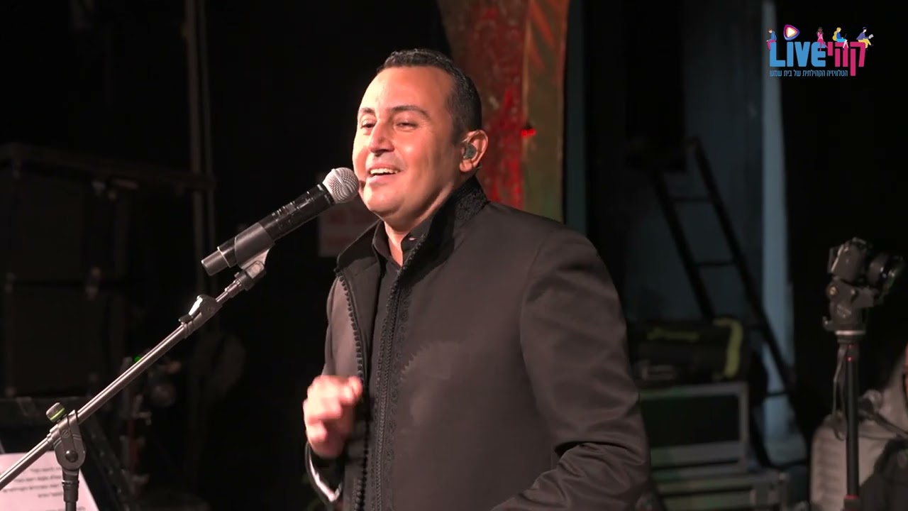 מופע של הזמר בנג'מין בוזגלו ..לב העיר מתנס זינמן..הטלויזיה הקהילתית של בית שמש