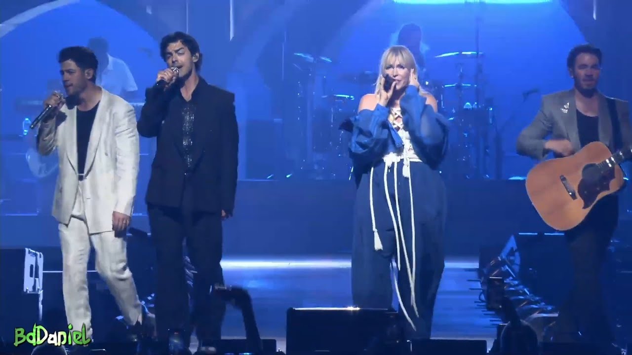Jonas Brothers ft. Natasha Bedingfield - Unwritten (Live) Enterprise Center, Сент-Луис, 10.08.25