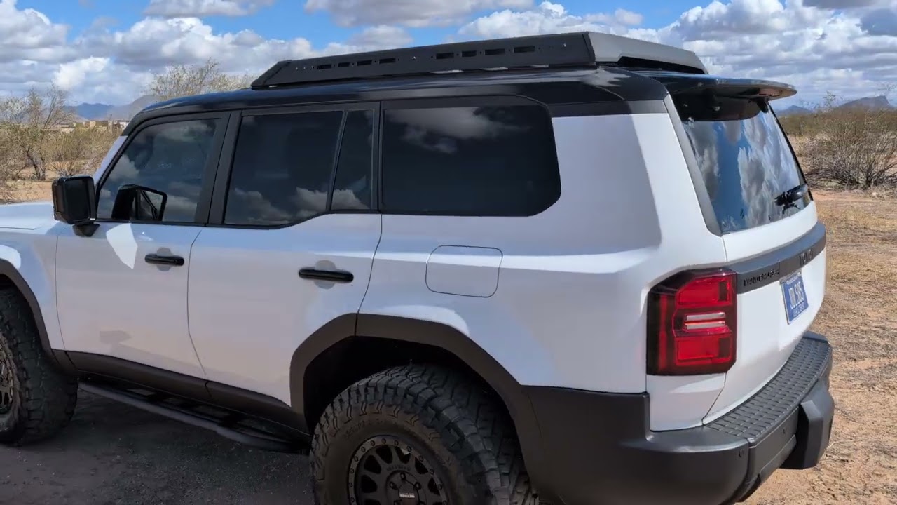 Lifted Land Cruiser!!!  Head Turner!!!
