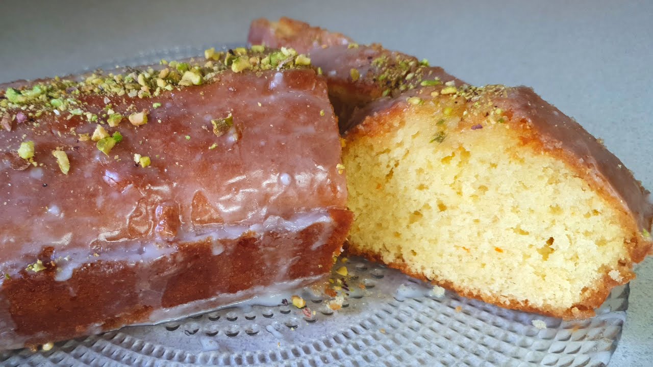 MANDARINE CAKE BAKKEN. Mandarijnen cake. Maak een snelle en heerlijke mandarijncake.