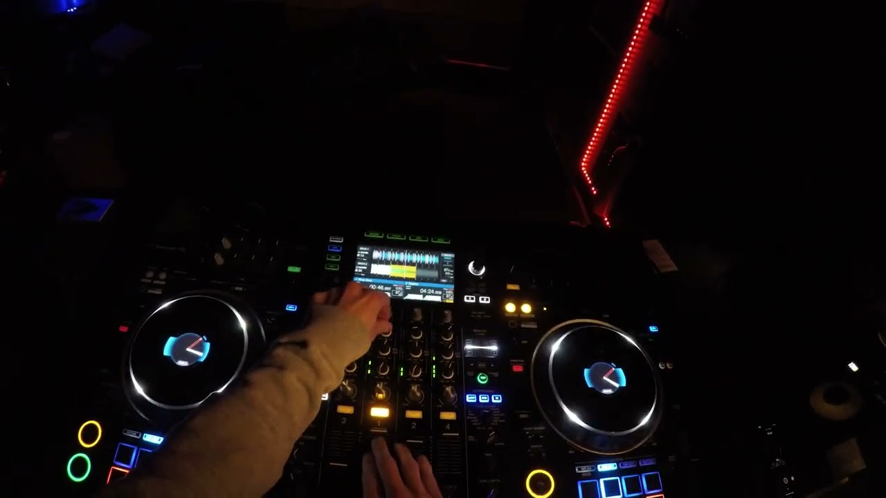 Hard Drum And Bass Mix (Audio, Mefjus, DLR) GoPro Head Cam - Happy Energie.