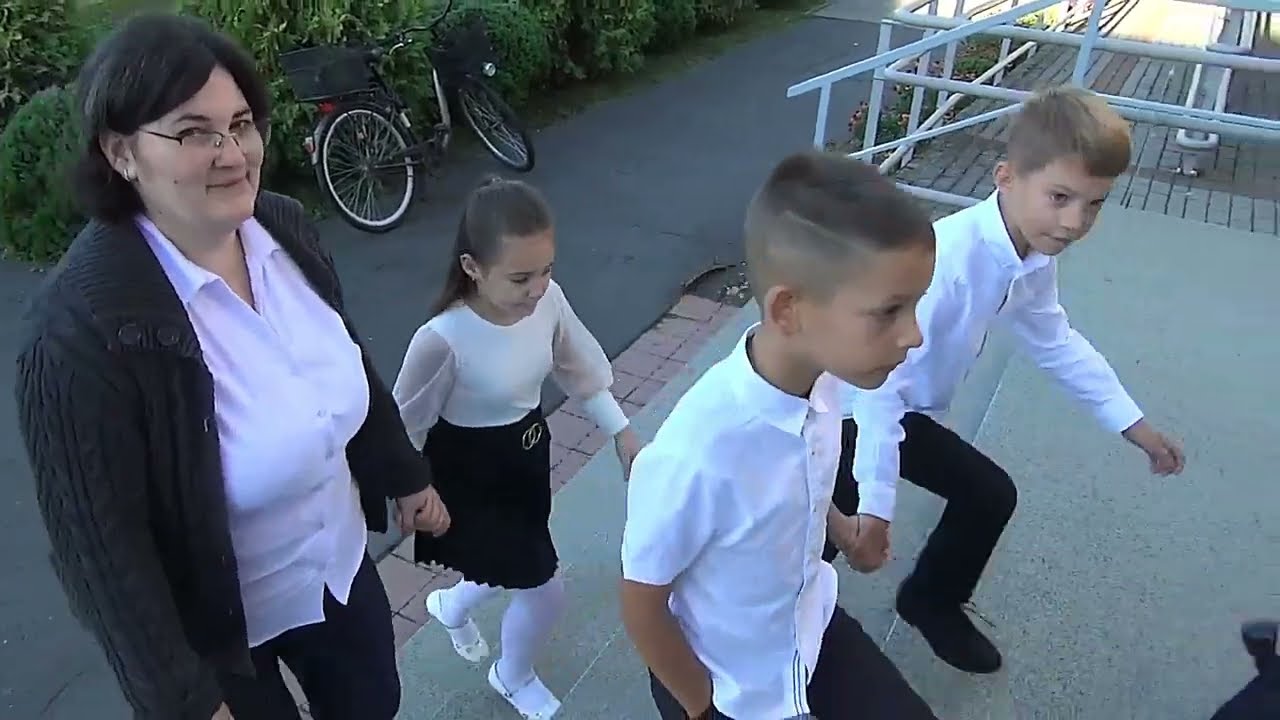 Pacsai &Aacute;ltal&aacute;nos Iskola &Eacute;vnyit&oacute; 20250901 3