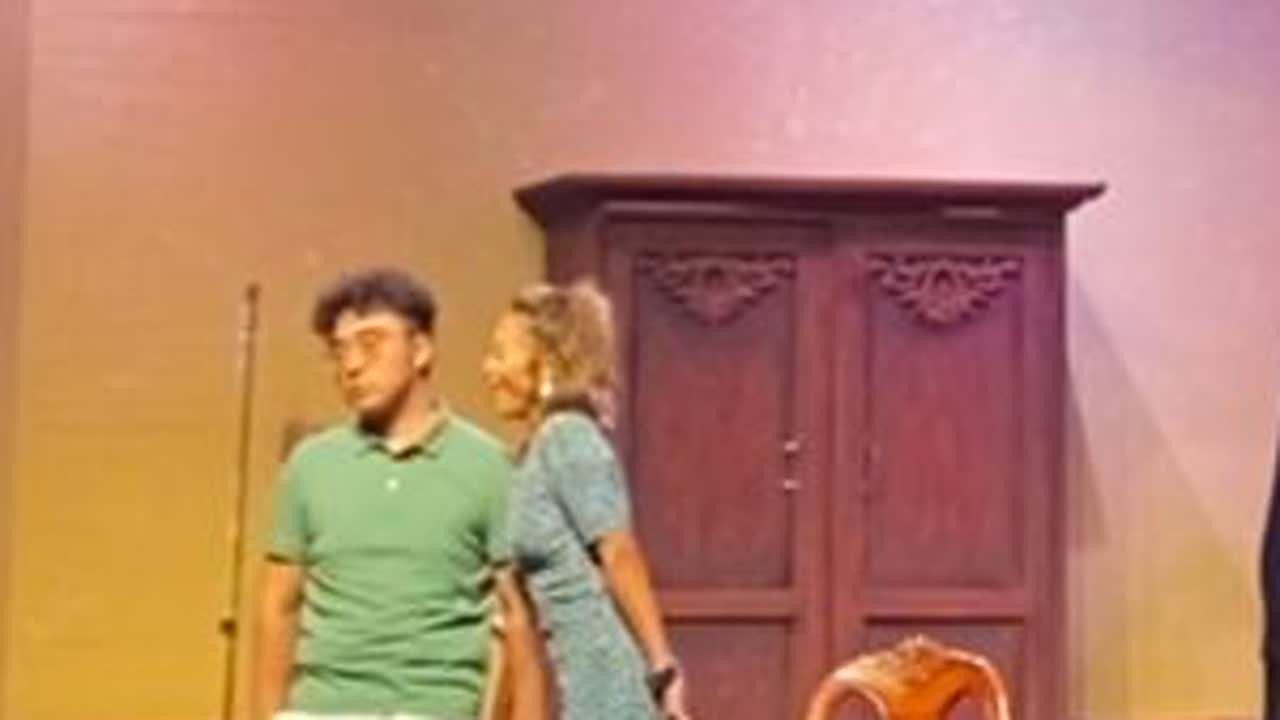 突然翻到几年前唱的“O mio babbino caro ”彩排，我们学院自制的小剧场歌剧“贾尼斯基基”。人物角色我设定为一个“被爸爸过于宠爱、骄纵，有点公主病”的女孩，所以不是太温柔的演唱😁...