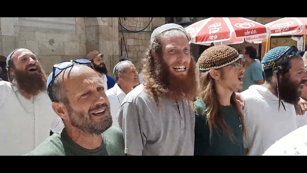 אדיר הוא יבנה ביתו בקרוב! שמחה וריקודים ביציאה מהר הבית! מלכות דוד מתעוררת! ה' חוזר למלוך בציון!