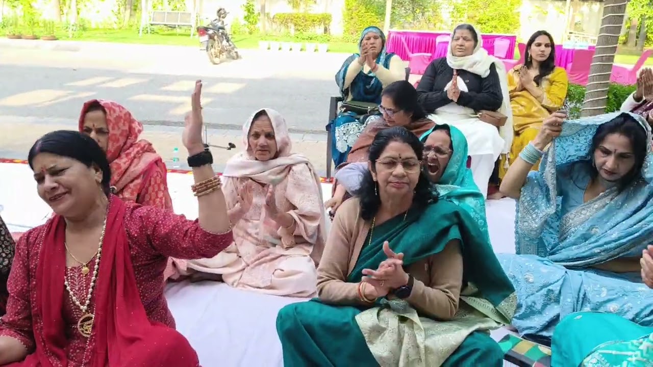 #बहुत ही सुंदर आवाज में 💞#माता रानी के भजन#आप सुनोगे तो आनंद आ जाएगा जय मातादी 🚩🙏