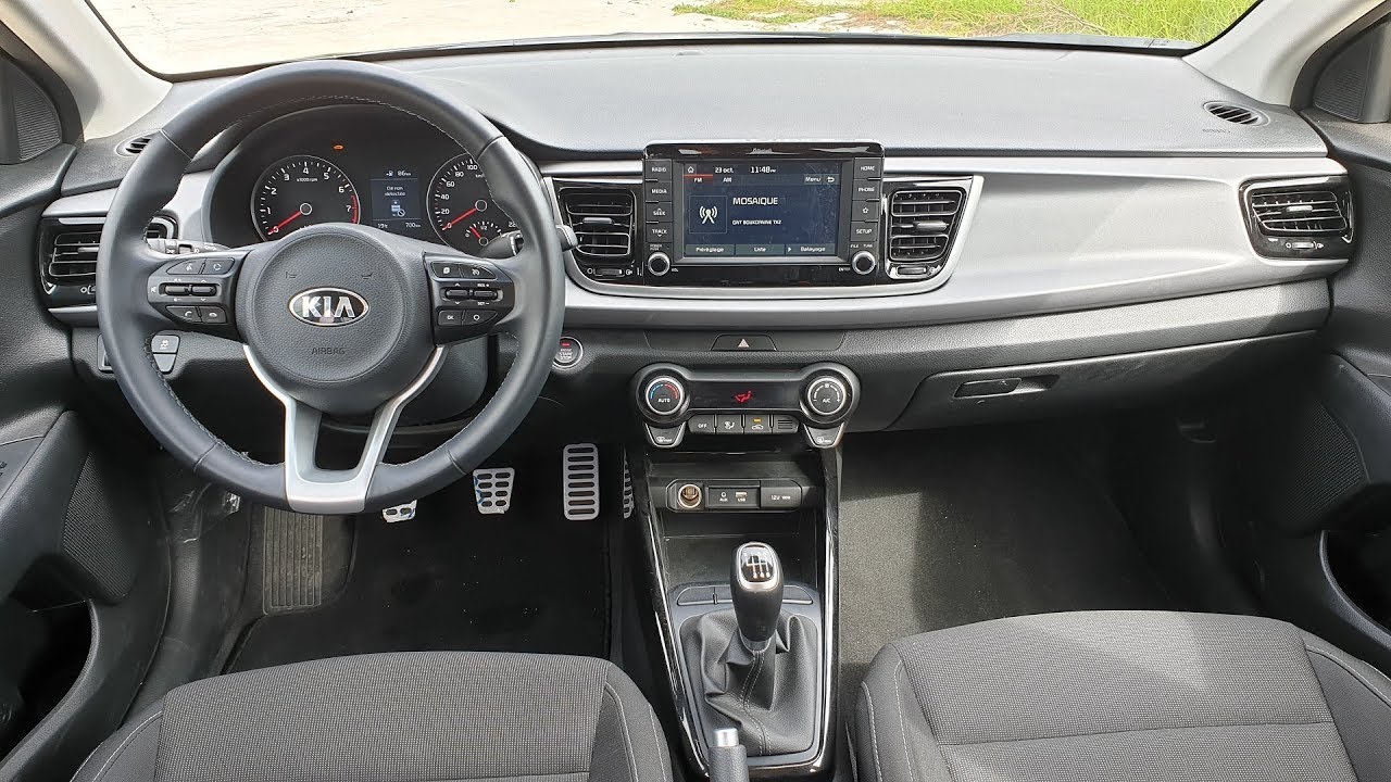 Actuoto: Kia Rio Berline. Retour d'un ténor. Intérieur (2/3) كيا ريو سيدان 2019