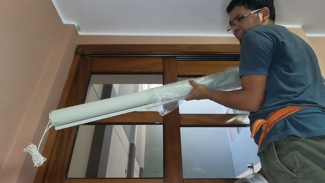 Como instalar un roller Blackout  dakar de una manera rápida y fácil